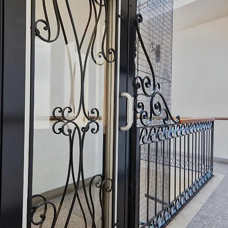 Apartment Palais Biagini - Happy